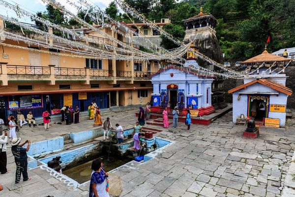 Manikarnik Kund
